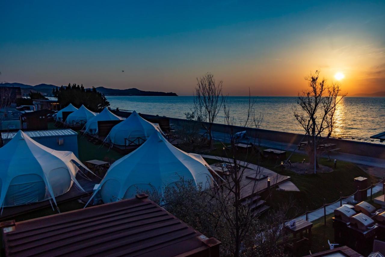 Picnic　Garden Hotel Awaji Buitenkant foto